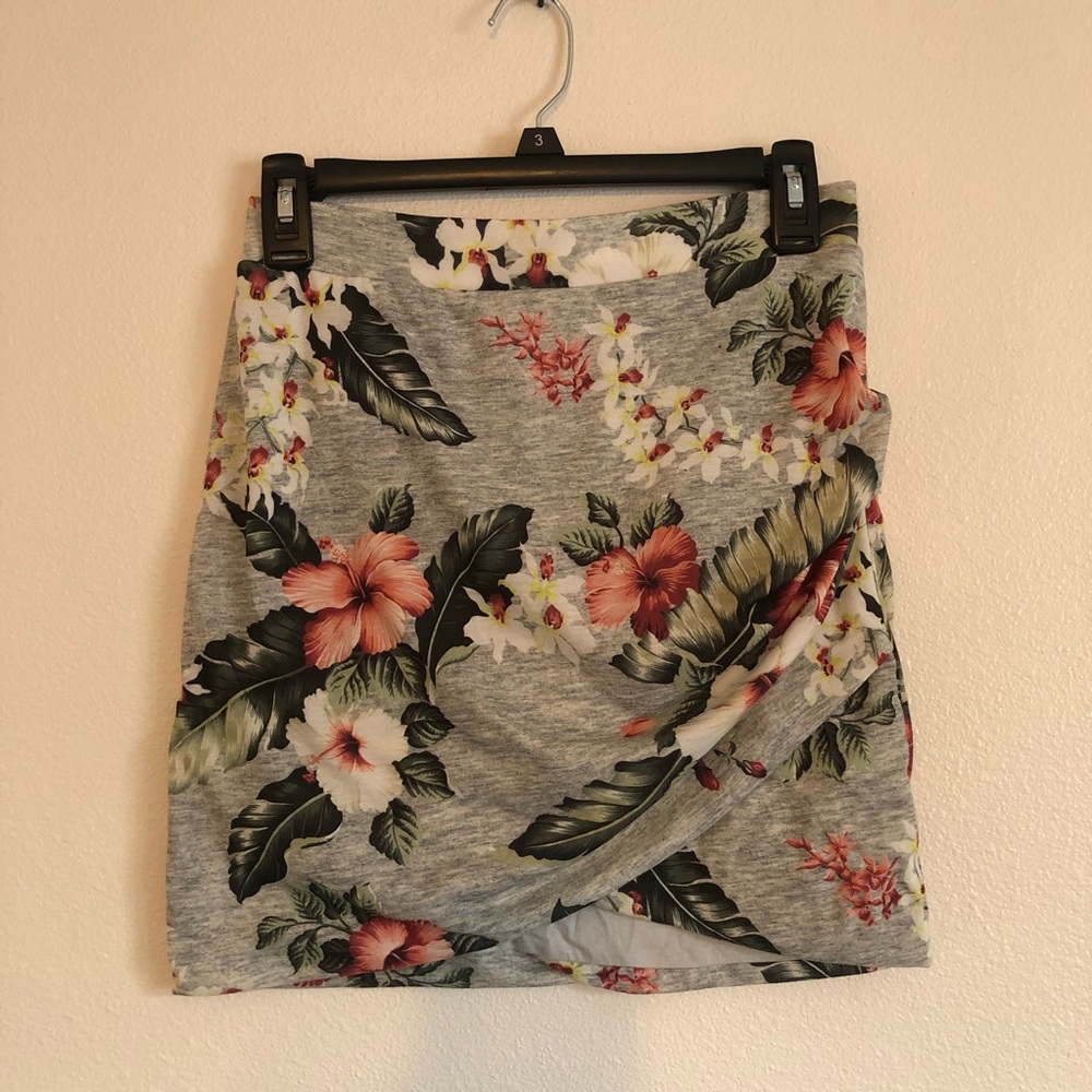 Zara Trafaluc Mini Skirt